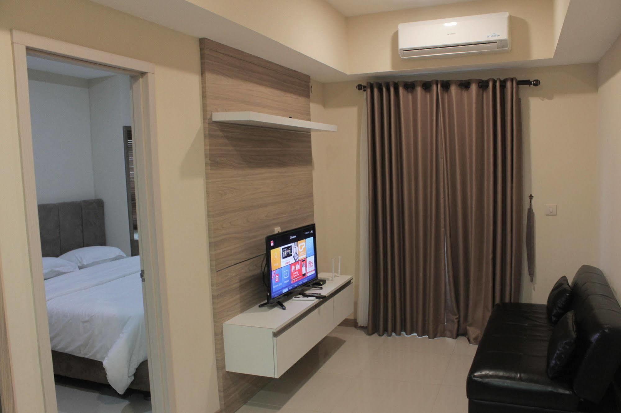 Myrooms Bekasi Exterior foto
